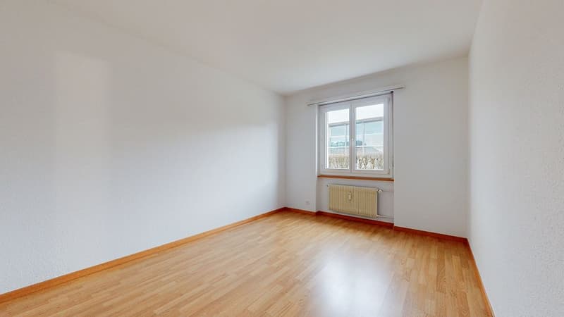 4-Zimmerwohnung, Parterre rechts (7)