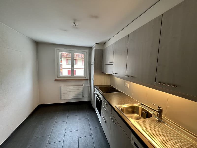 4-Zimmerwohnung, Parterre links (3)