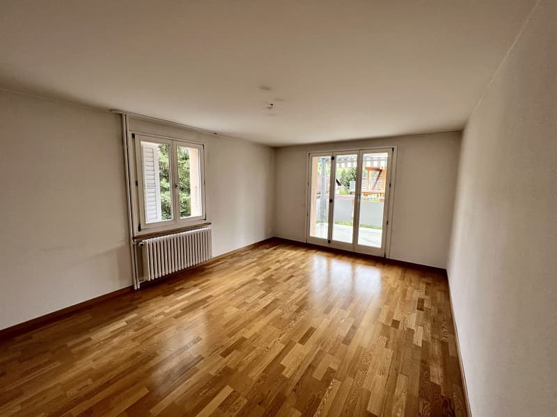 4-Zimmerwohnung, Parterre links (4)