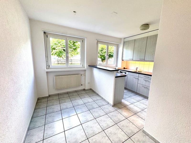3 1/2-Zimmerwohnung, Parterre links (4)