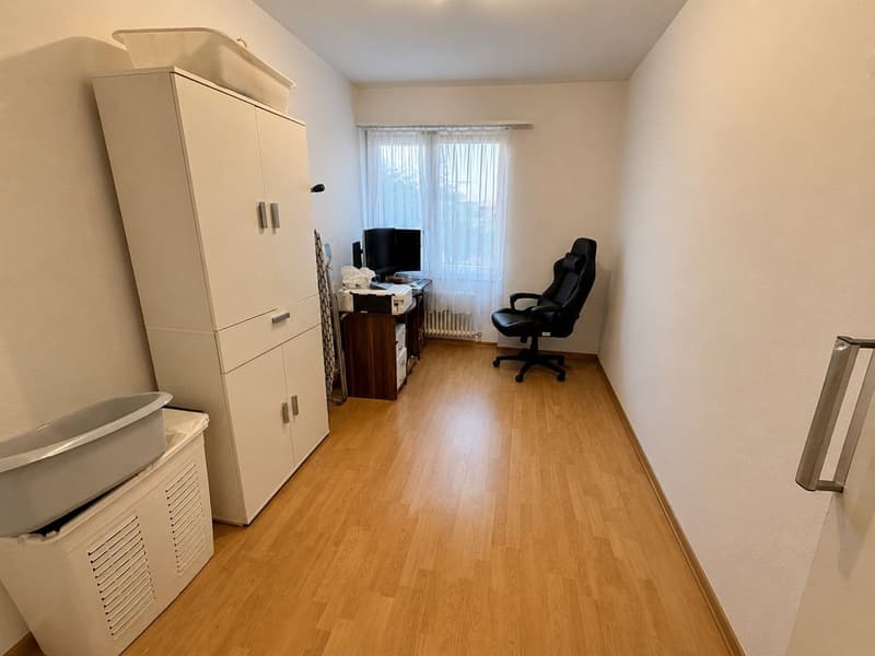 3 1/2-Zimmerwohnung, 1. Stock rechts (9)