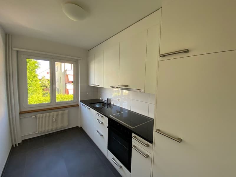 Moderne 3-Zimmerwohnung mit Balkon (2)