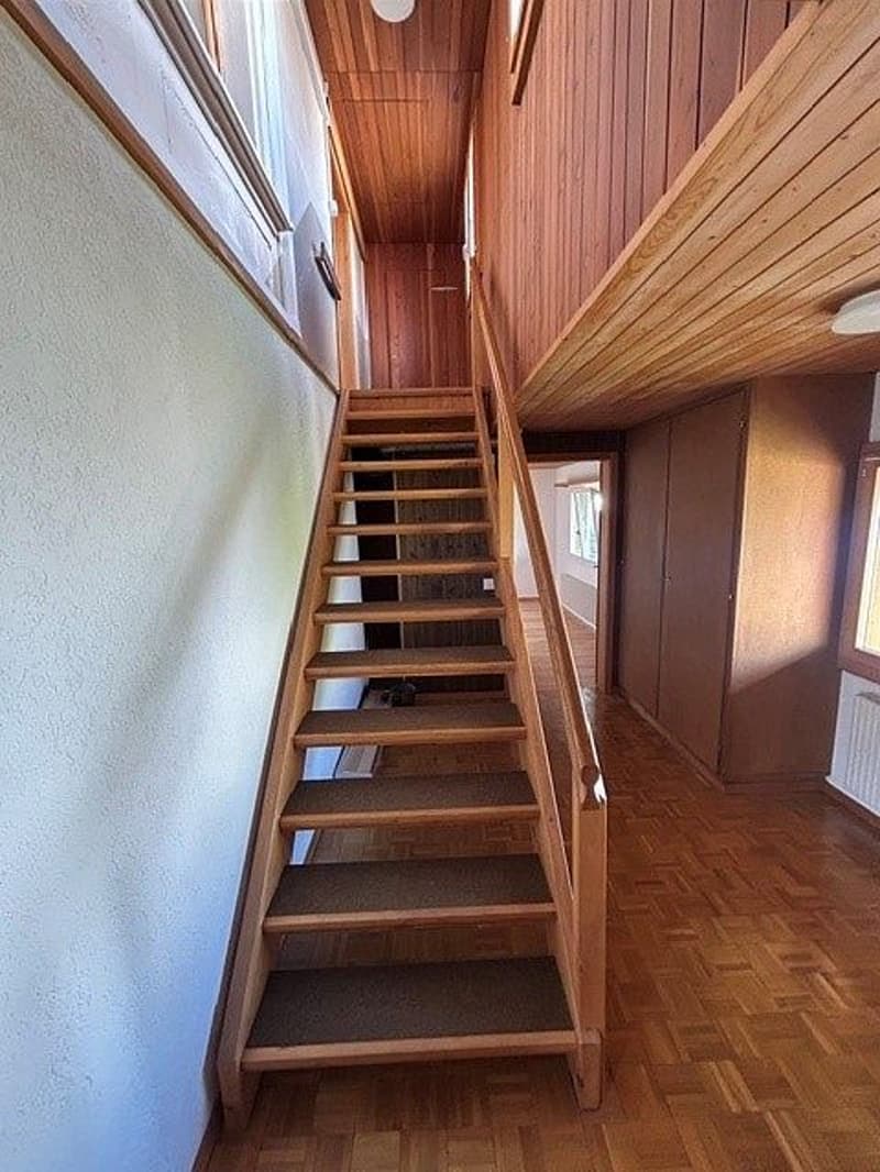 3 1/2 Zimmerwohnung, 2. Stock (4)