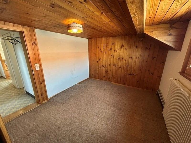 2. Stock, 3 1/2 Zimmerwohnung (4)