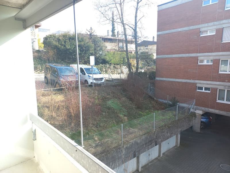 schöne 2 1/2-Zimmerwohnung im 1. Stock (10)