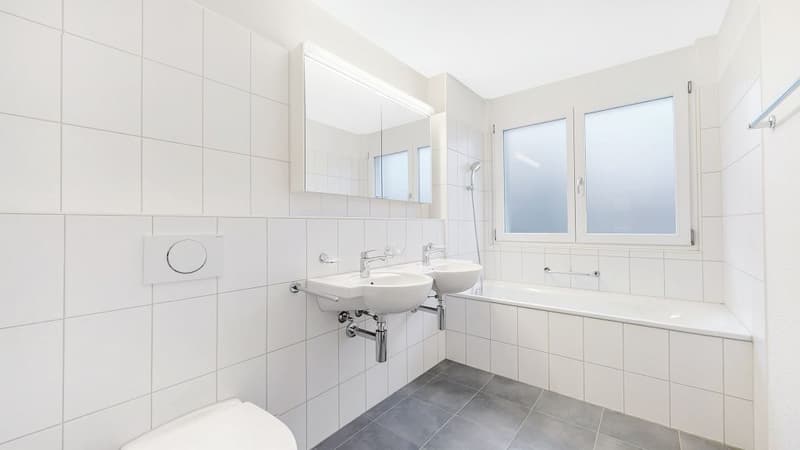 4 1/2-Zimmerwohnung, 1. Stock rechts (9)