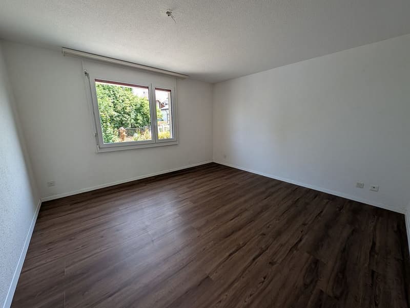 3.5-Zimmerwohnung, Parterre links (7)