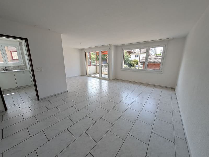 3.5-Zimmerwohnung, Parterre links (4)