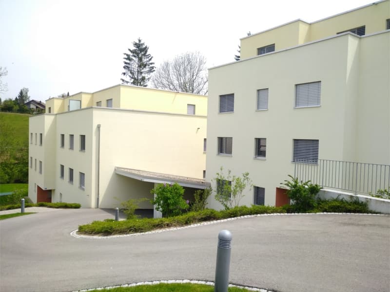 schöne 4 1/2-Zimmerwohnung im 1. OG (13)