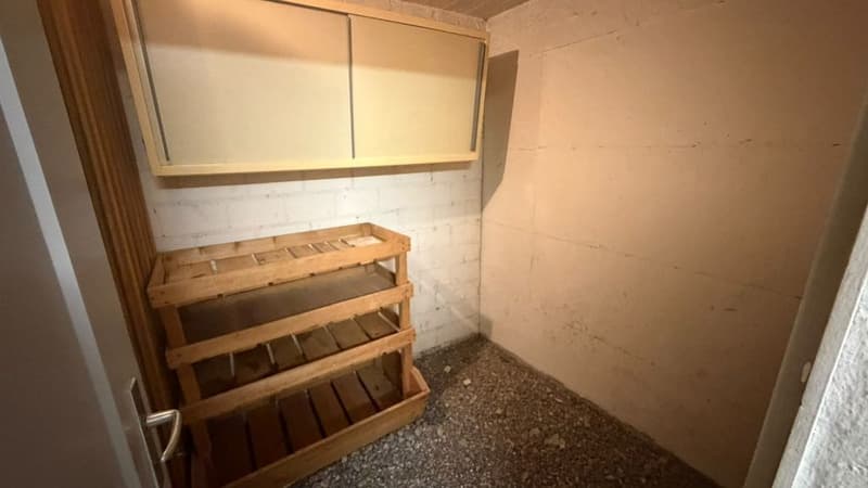 3 1/2-Zimmerwohnung, 1. Stock rechts (8)