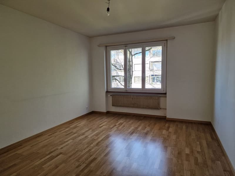 4-Zimmerwohnung, Parterre links (4)