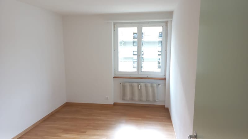 4 1/2-Zimmerwohnung im 2. Stock (8)