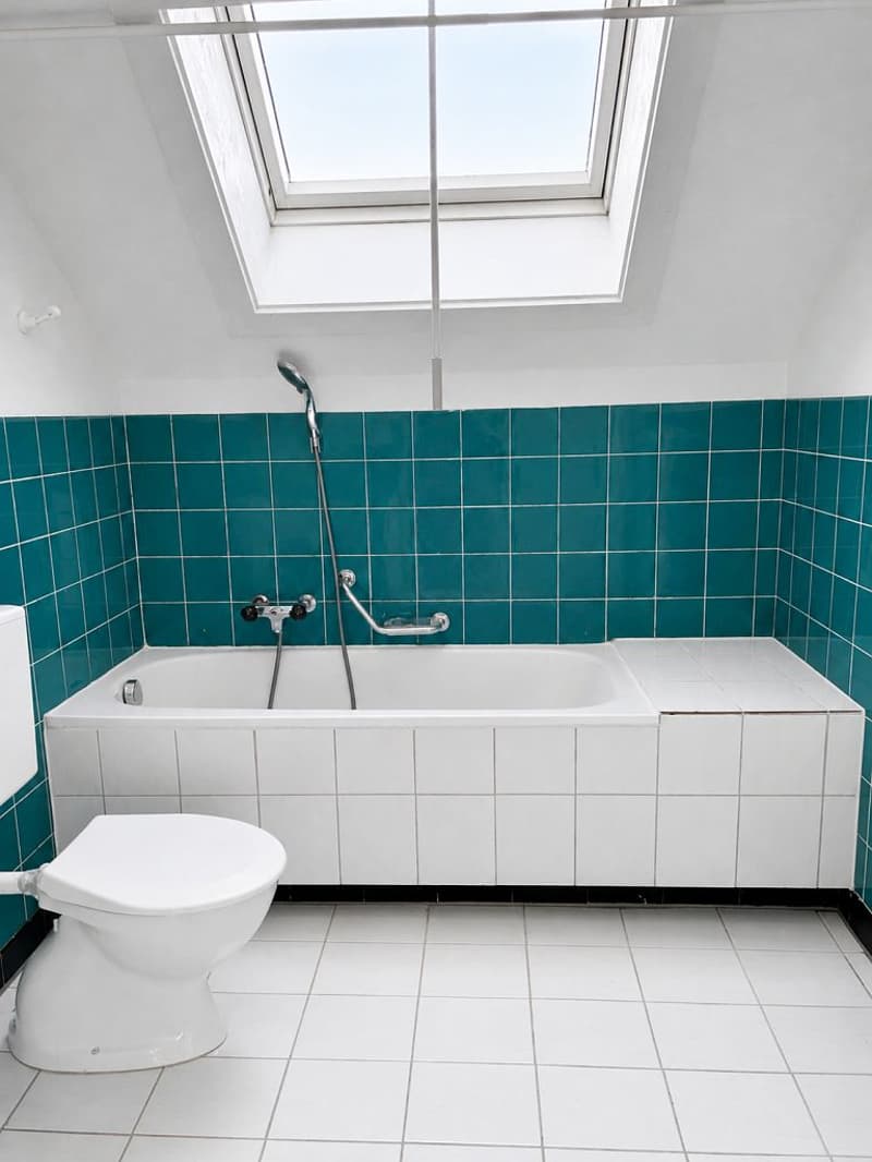 2.5-Zimmerwohnung, 2. Stock rechts (7)