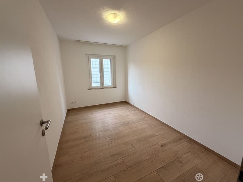 Charmante 3-Zimmerwohnung - im Zentrum von Biel/Bienne (6)