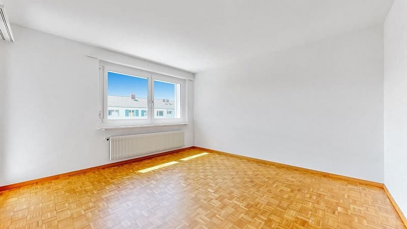 4 1/2-Zimmerwohnung, Parterre links (5)