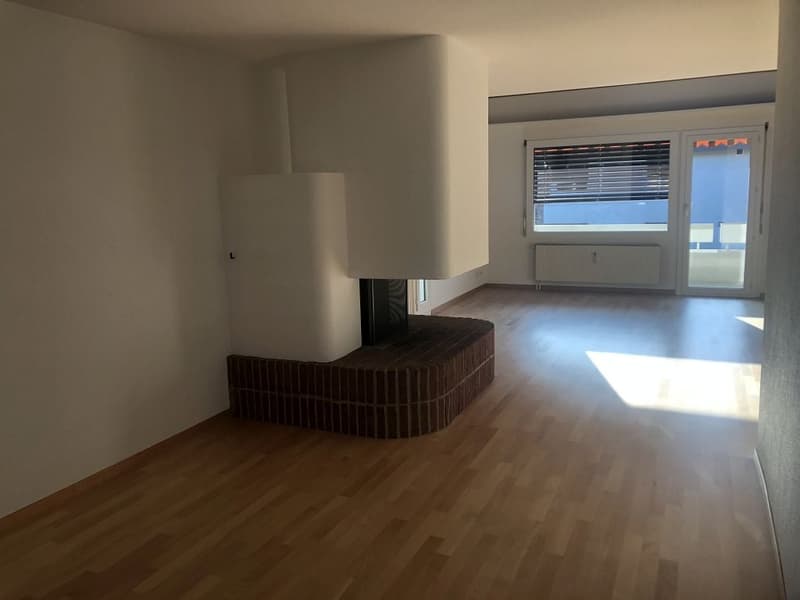 5 1/2-Zw Maisonette, 2. Stock links (4)