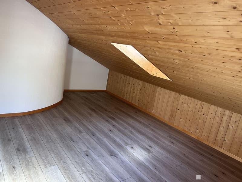 3.5-Zimmerwohnung, 2. Stock rechts (6)