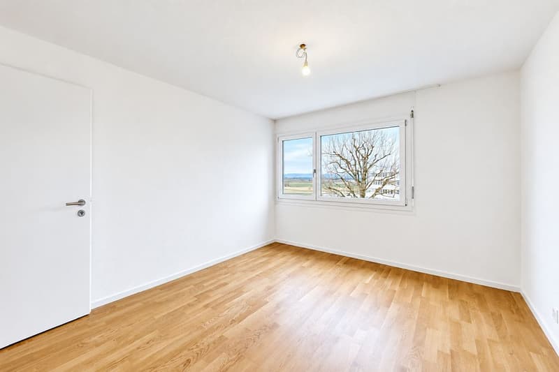 Grosse 3.5- Zimmerwohnung im 3. OG links (5)
