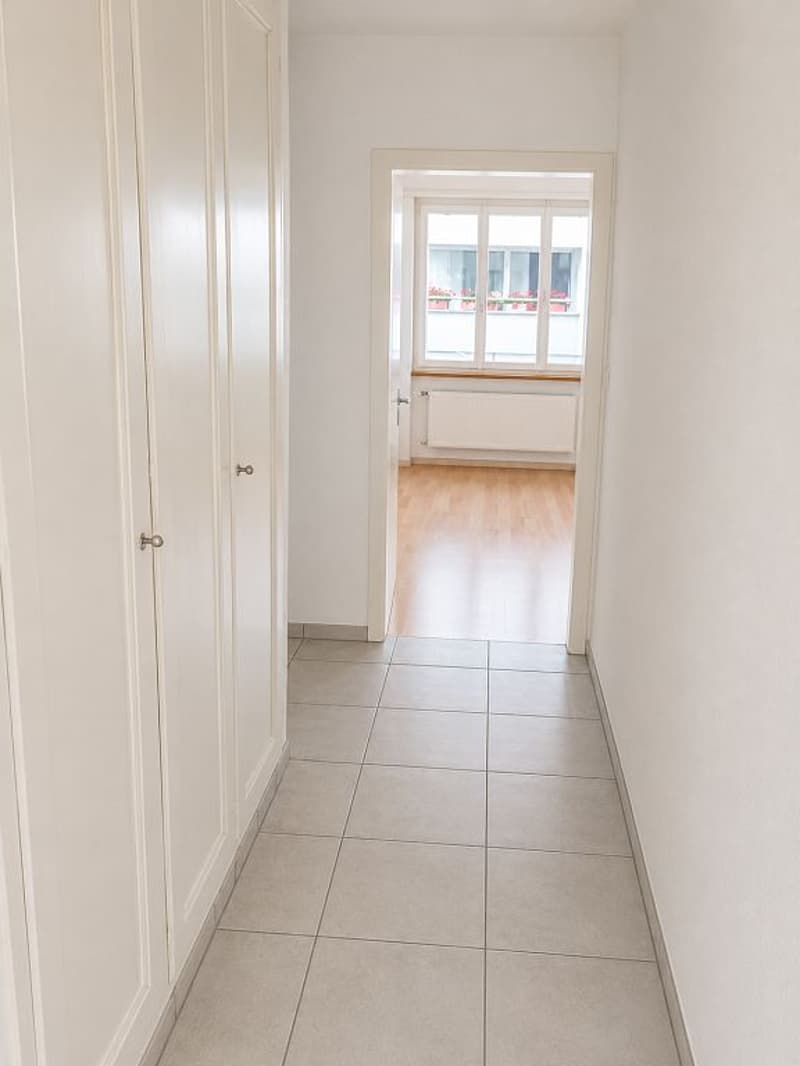 Schöne 3 1/2-Zimmerwohnung, 1. Stock links (2)