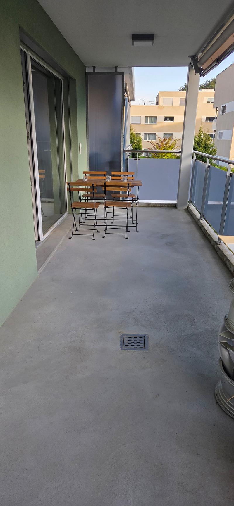 Moderne und grosszügige 2.5-Zimmer-Wohnung mit Balkon in Staffelbach (7)