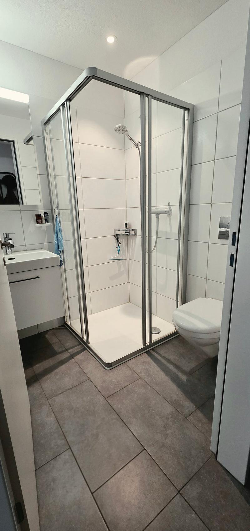 Moderne und grosszügige 2.5-Zimmer-Wohnung mit Balkon in Staffelbach (6)