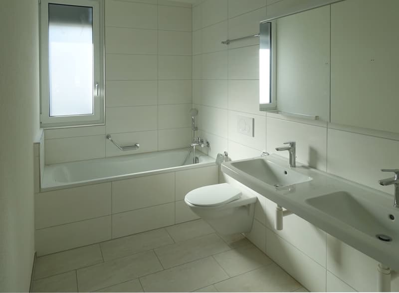 Modern wohnen im Neubau – 4.5 Zimmer mit 106 m², Garten oder Balkon (7)