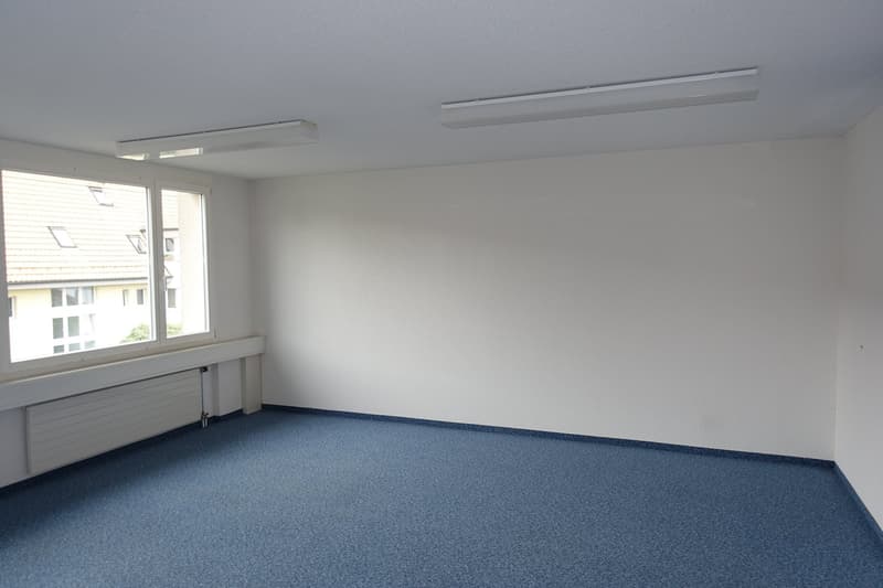 Günstiges Einzelbüro im 2. OG (3)