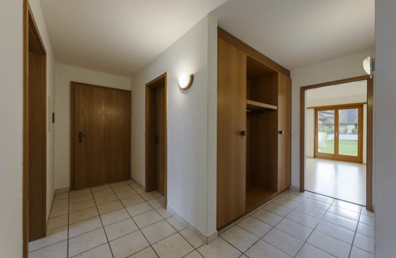 Appartement de jardin 4,5 pièces avec un environnement merveilleux (9)