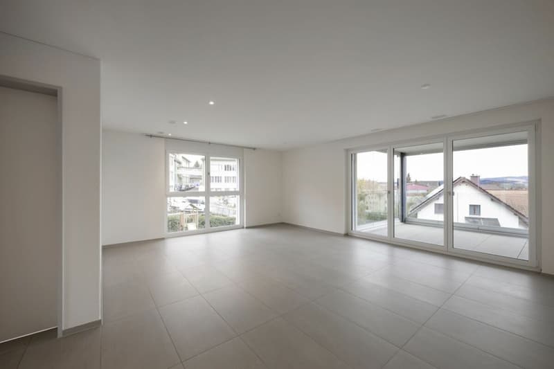 Moderne 3.5 Zimmer Wohnung mit grossem Balkon in Künten (1)
