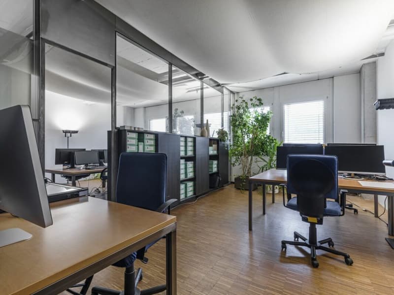 Ausgebaute Bürofläche im Shared Office mit Küche und Aufenthaltsraum (2)