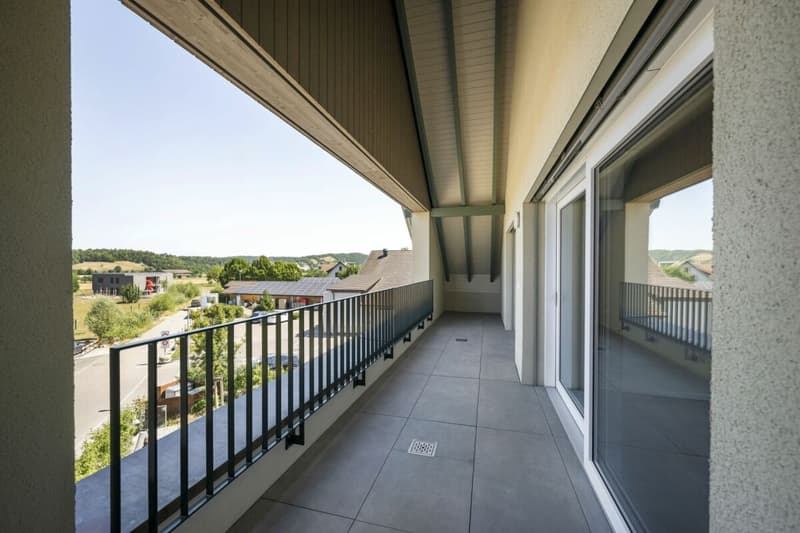 Wunderschöne 3.5 Zimmer Dachwohnung mit grosser Loggia (10)