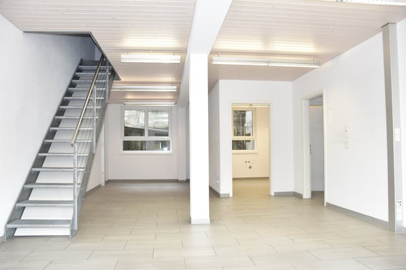 Moderne Büroräumlichkeiten in Aarwangen - 7 Zimmer auf 170 m² (6)