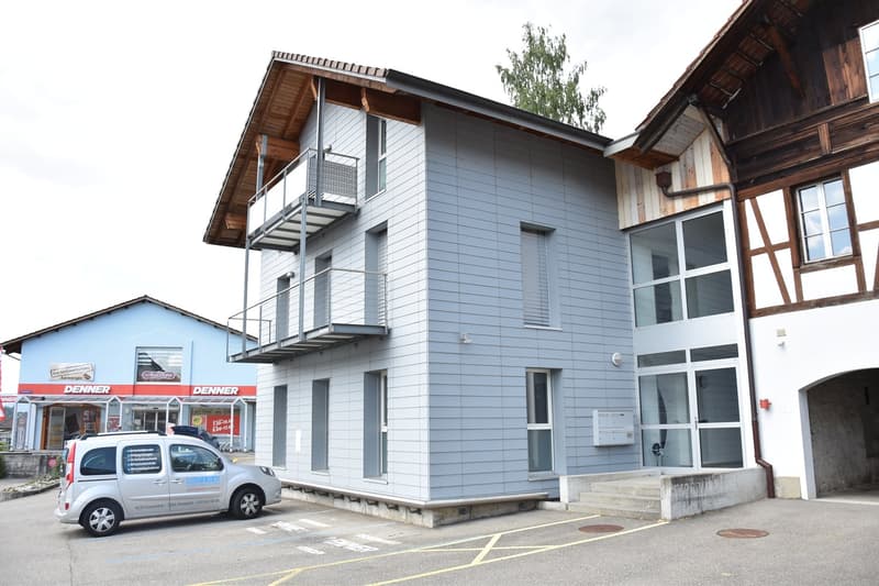 Moderne Büroräumlichkeiten in Aarwangen - 7 Zimmer auf 170 m² (2)