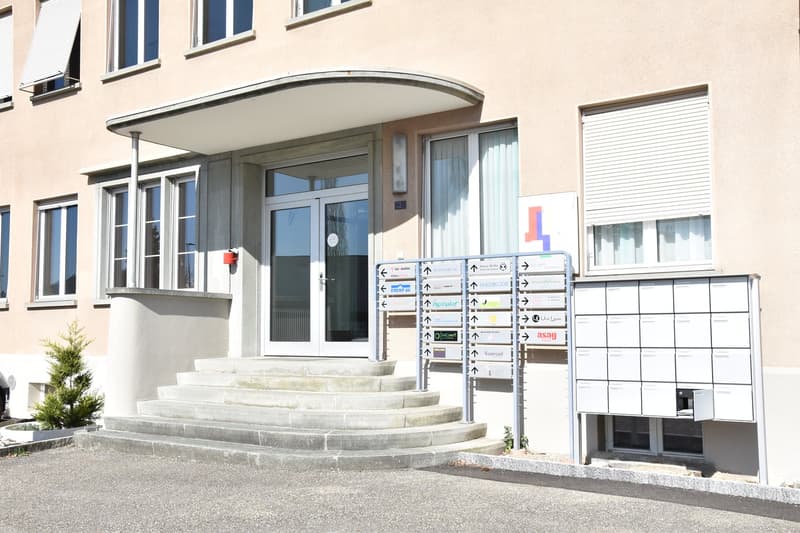 Büroräume für vielseitige Nutzung in Aarwangen (9)