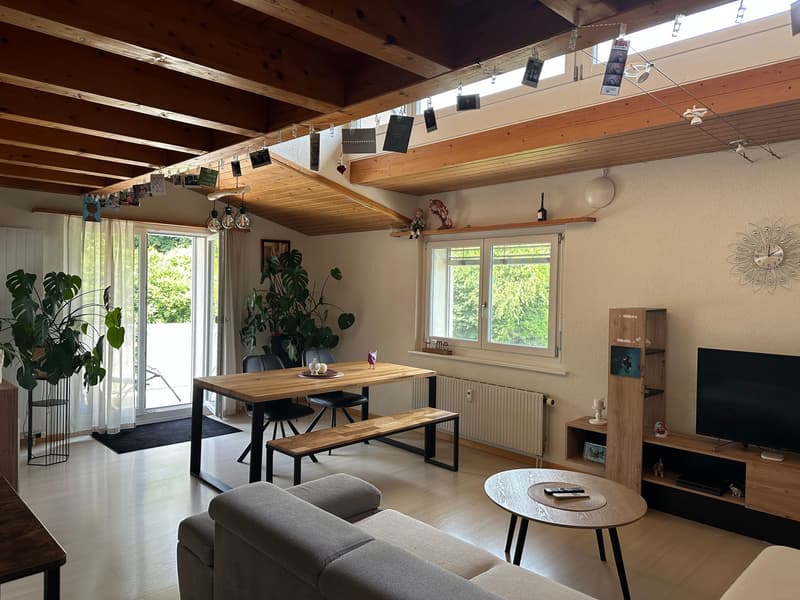 Wohnen im Grünen mit Pool und Garten (2)