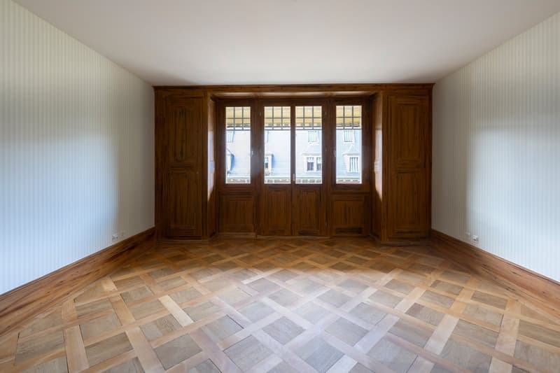 Helles 5-Zimmer-Büro im Altbau an der Gutenbergstrasse, Bern (14)