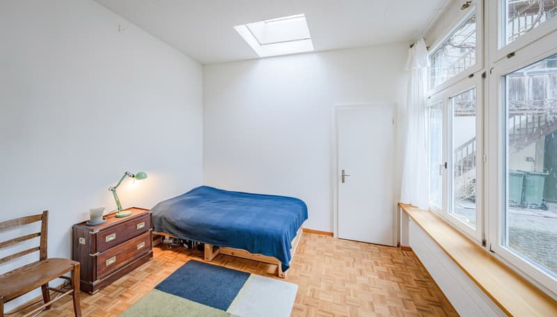 lichtdurchflutetes Loft im Erdgeschoss mit Sicht auf Innenhof (6)