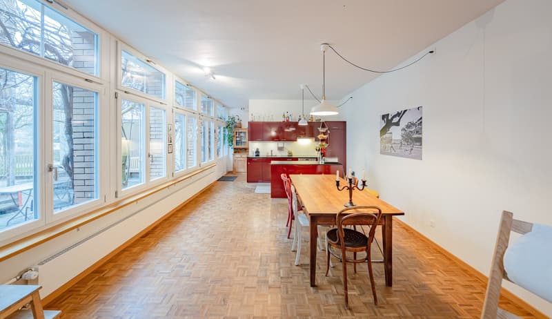 lichtdurchflutetes Loft im Erdgeschoss mit Sicht auf Innenhof (11)