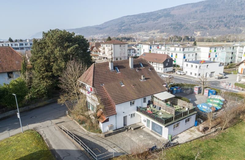 helle 2 1/2 Zimmer Wohnung 2. OG süd mit privatem Balkon und Dachzimmer (22)