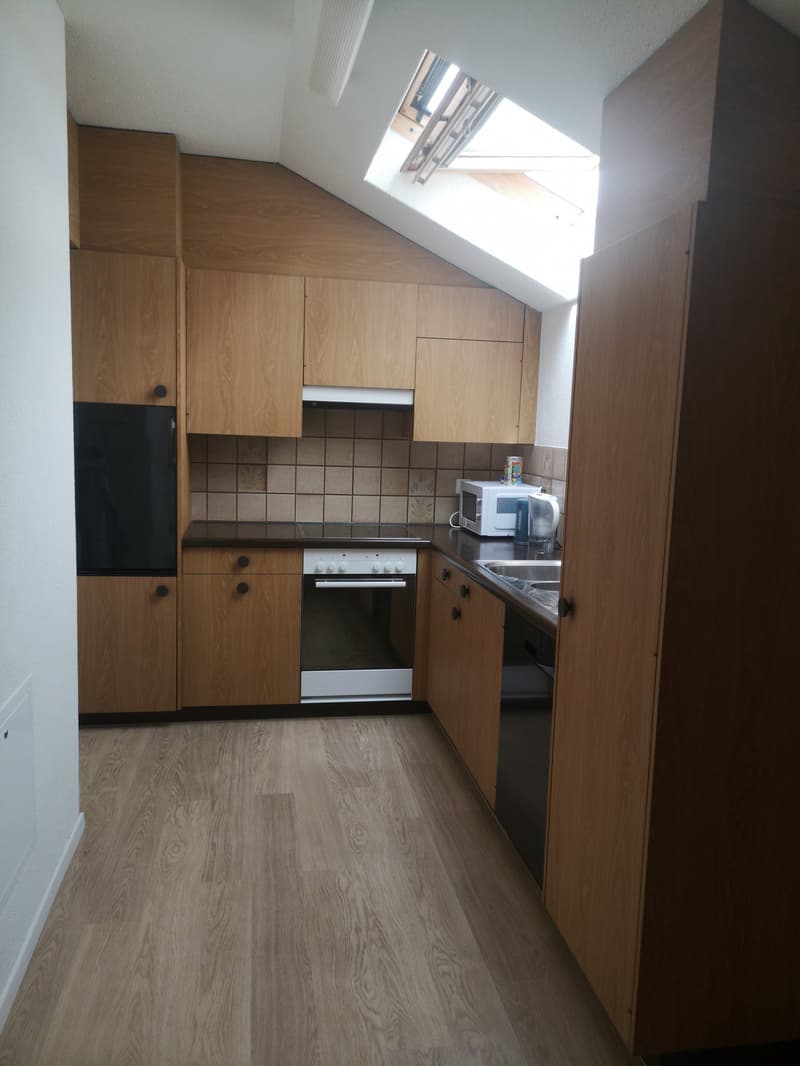 Gemütliche Dachwohnung mit Cheminée (7)