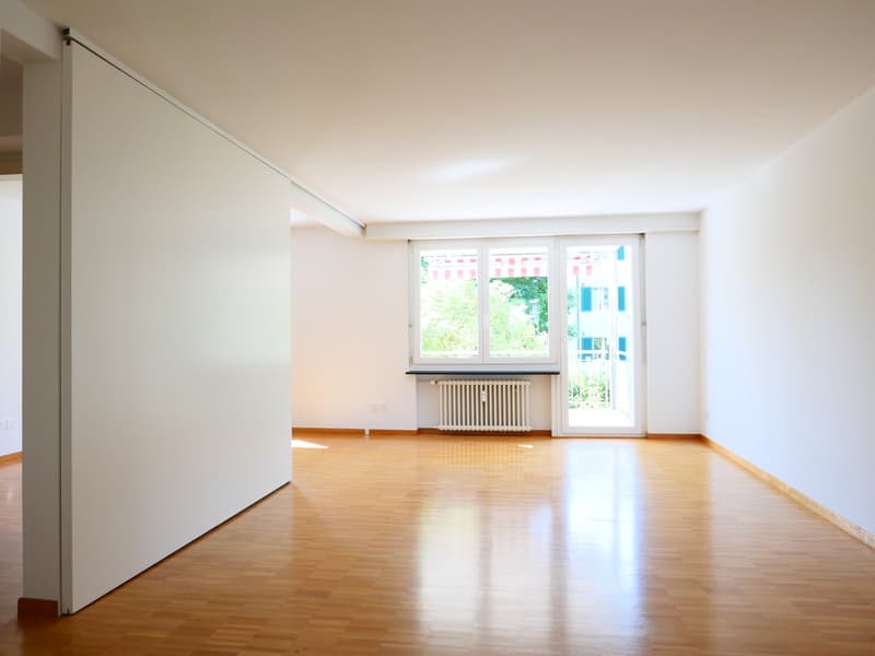 Grosszügige, flexibel unterteilbare 4.5-Zi'Wohnung mit zwei geräumigen Terrassen ... (6)