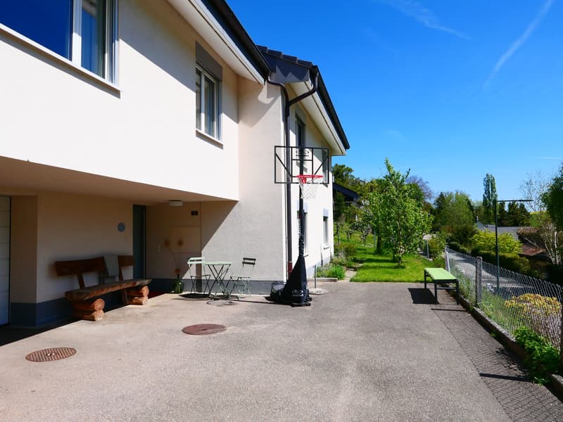 Gepflegtes, freistehendes 7 1/2-Zi'Einfamilienhaus mit grosszügigem Umschwung ... RESERVIERT ! (21)