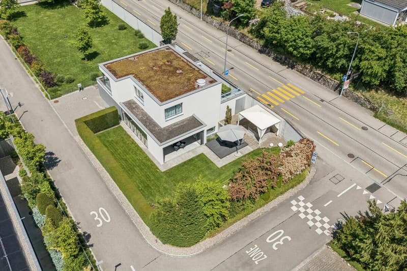 Moderne Architektur mit hohem Ausbaustandard (3)