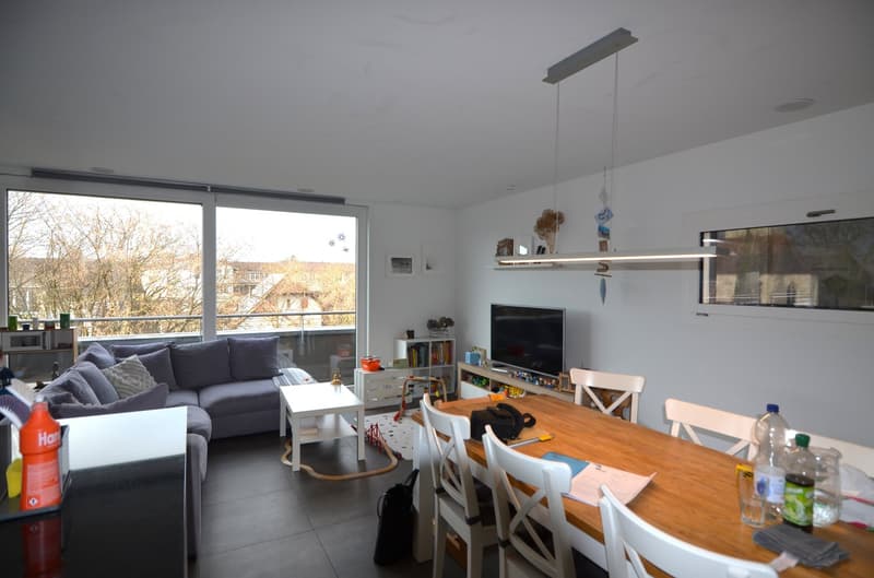 Bel appartement attique 3.5 pièces dans le quartier d'Oberdorf (3)