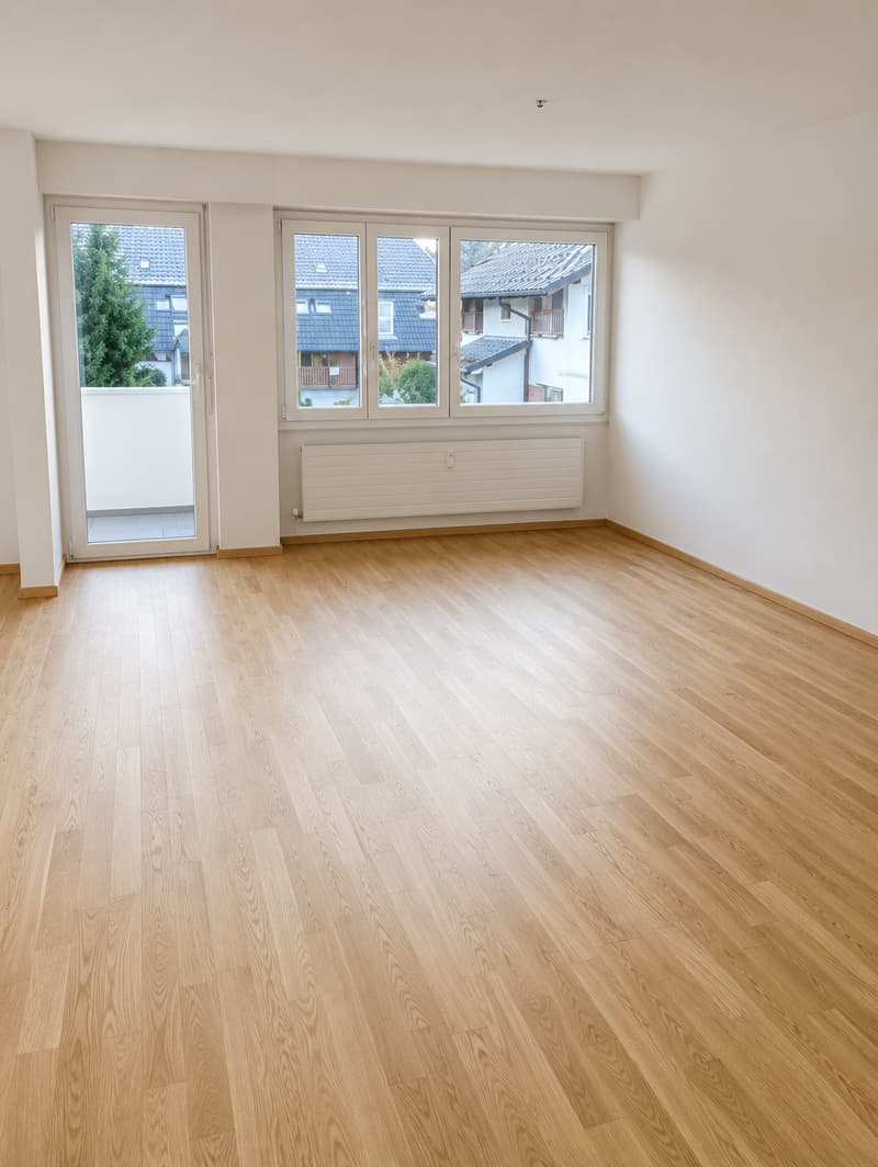 Helle 3.5 Zimmer-Wohnung mit Balkon an beliebter Wohnlage zu vermieten (2)