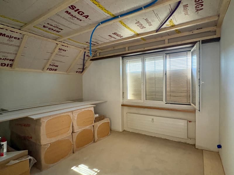 Frisch renovierte 3.5 Zimmer Wohnung an ruhiger und zentraler Lage in Ersigen zu vermieten (5)