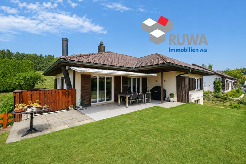 Familienfreundliches Einfamilienhaus mit grossem Umschwung in der Gemeinde Buchegg (1)
