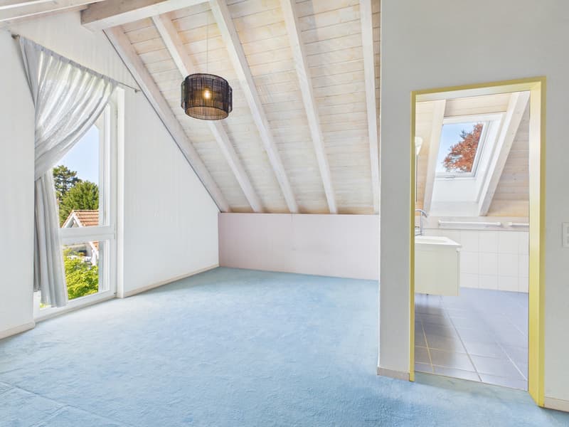 Dachzimmer mit Dusche