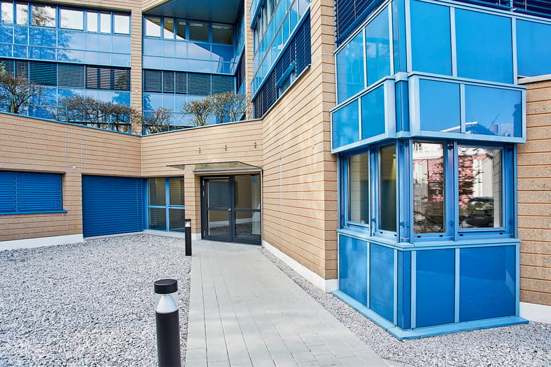 Ihr neuer Arbeitsplatz in gepflegter Liegenschaft an der Bönirain­strasse in Thalwil (4)