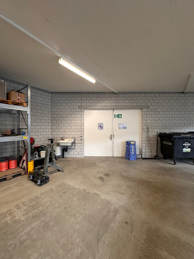 Gewerbe- und Retailfläche an der Allmendstrasse 38 in Fehraltorf (4)